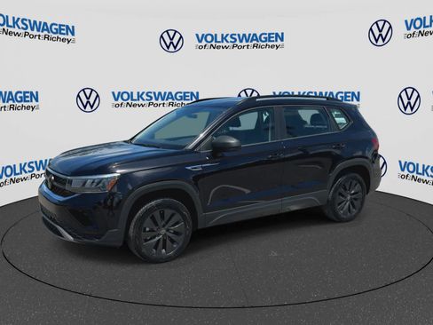 Used 2023 Volkswagen Taos S FWD image 4