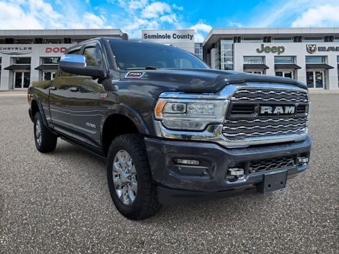 Used 2019 RAM 2500 Limited image 2