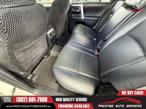 Used 2018 Toyota 4Runner Limited AWD/4WD image 30