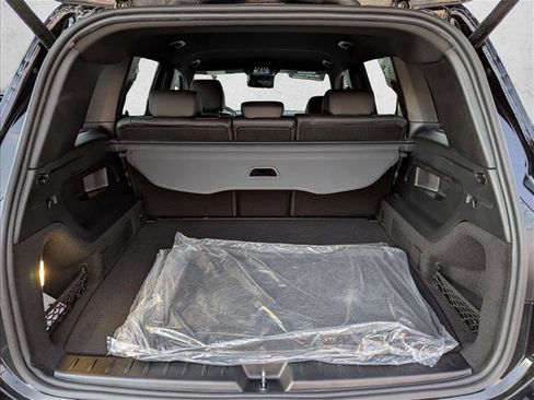 Certified 2025 Mercedes-Benz GLB 250 image 6