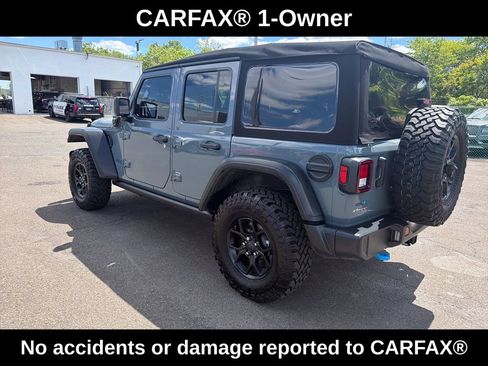 Used 2024 Jeep Wrangler Unlimited AWD/4WD image 3