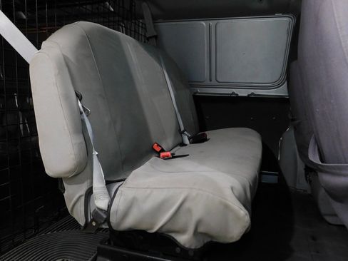 Used 2014 Ford E-250 and Econoline 250 w/ Power Group image 65