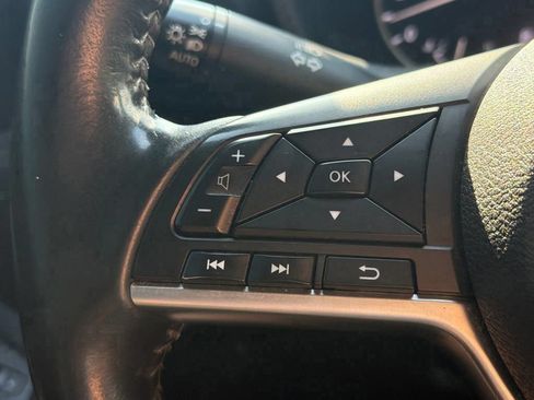 Used 2023 Nissan Sentra SV w/ All-Weather Package FWD image 26
