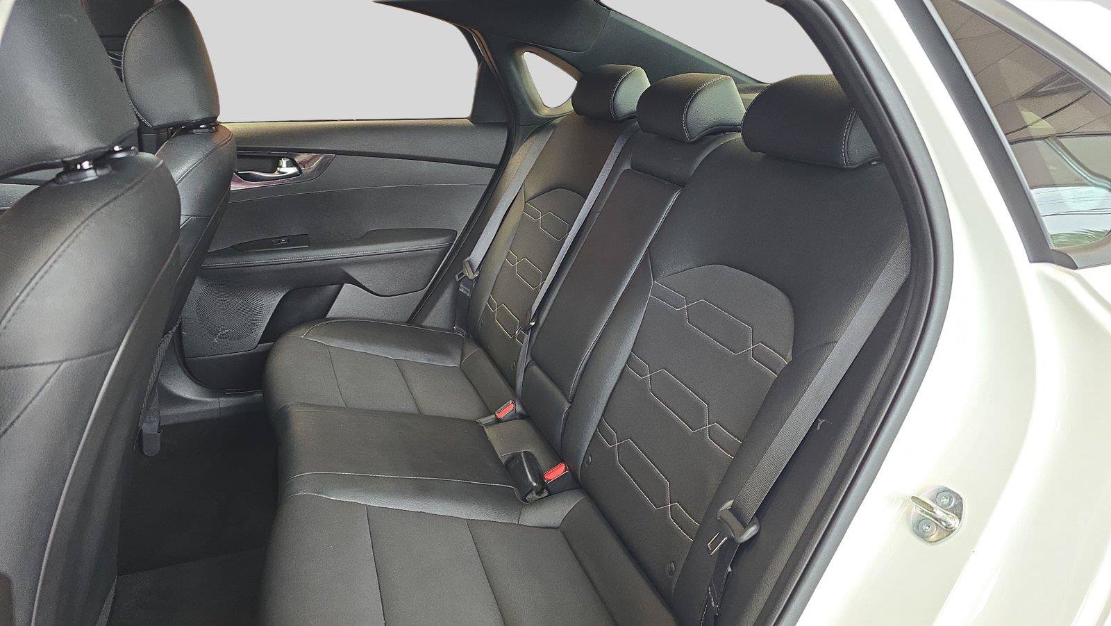 Used 2024 Kia Forte GT-Line w/ GT-Line Premium Package FWD image 18