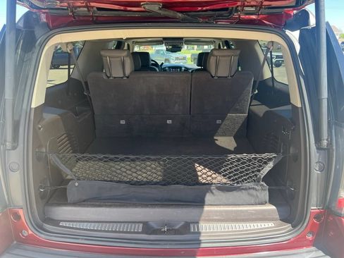 Used 2020 GMC Yukon XL Denali w/ Denali Ultimate Package AWD/4WD image 11