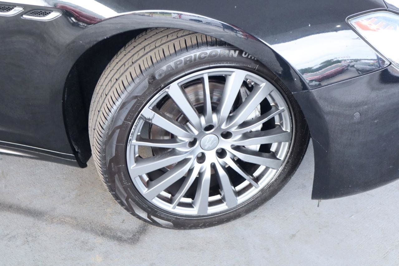 Used 2018 Maserati Ghibli RWD image 3