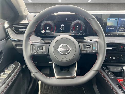 New 2026 Nissan Kicks SR w/ Cold Weather Package image 21