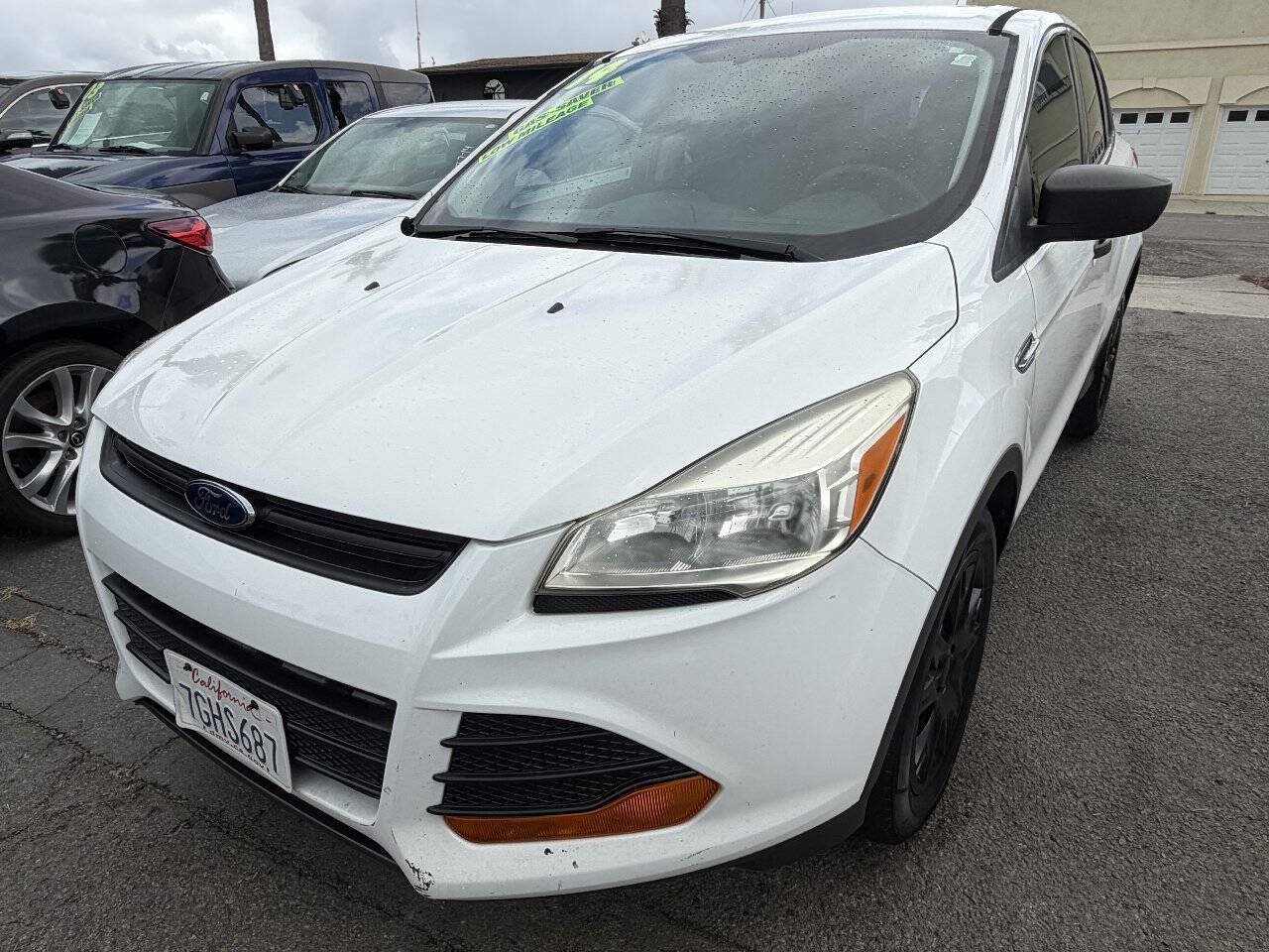 Used 2014 Ford Escape S FWD image 2