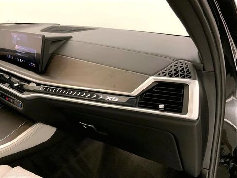 Certified 2024 BMW X5 xDrive40i AWD/4WD image 23