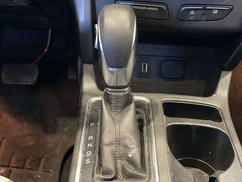 Used 2018 Ford Escape SE image 22