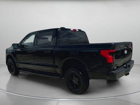 Used 2025 Ford F150 Lightning XLT image 21