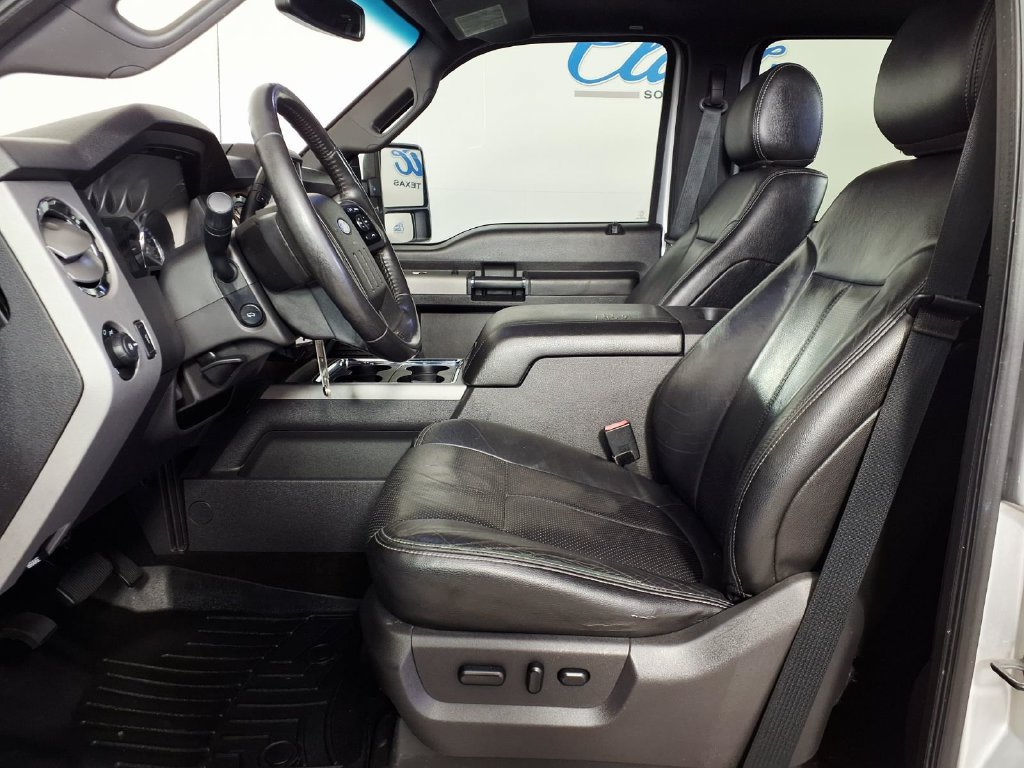 Used 2014 Ford F250 Lariat w/ Lariat Ultimate Package AWD/4WD image 9