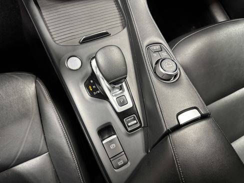 Used 2020 INFINITI QX50 Luxe w/ Navigation Package FWD image 16
