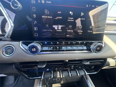 New 2026 GMC Canyon Denali image 18