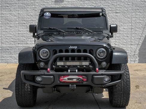 Used 2016 Jeep Wrangler Unlimited Rubicon image 2