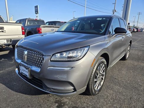 Used 2022 Lincoln Corsair AWD w/ Equipment Group 101A image 4