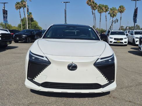 Used 2023 Lexus RZ 450e Premium w/ Technology Package AWD/4WD image 2