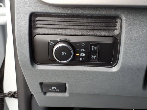 New 2025 Ford F550 4x4 Crew Cab Super Duty image 15