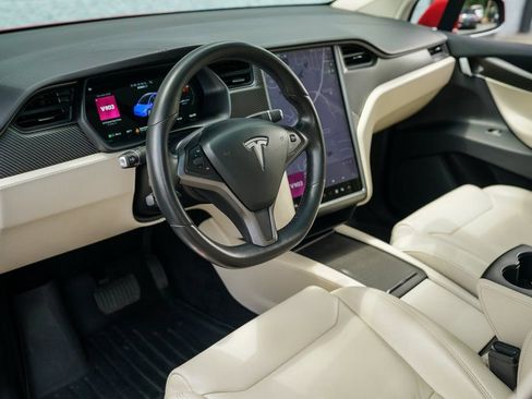 Used 2018 Tesla Model X 100D image 19