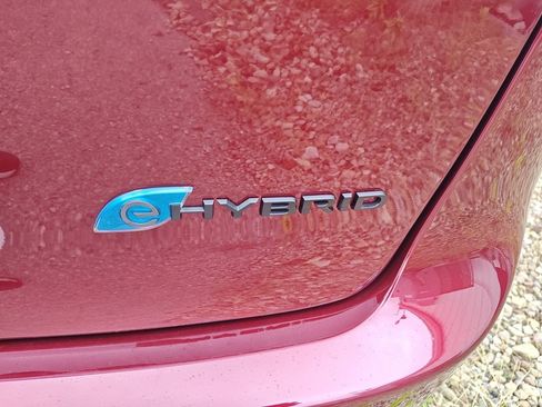 Used 2023 Chrysler Pacifica Touring-L w/ S Appearance Package FWD image 30