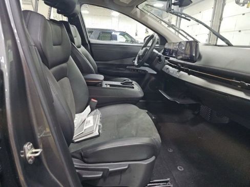 Used 2023 Nissan Ariya FWD image 10