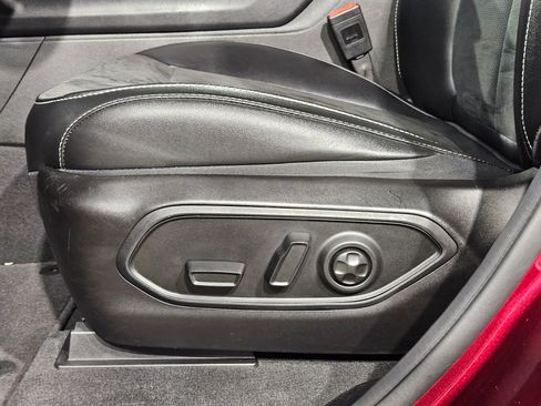 Used 2024 Jeep Grand Cherokee Altitude image 23