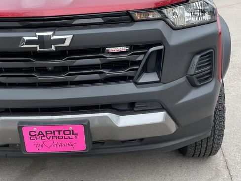 Used 2024 Chevrolet Colorado Trail Boss w/ Technology Package image 7