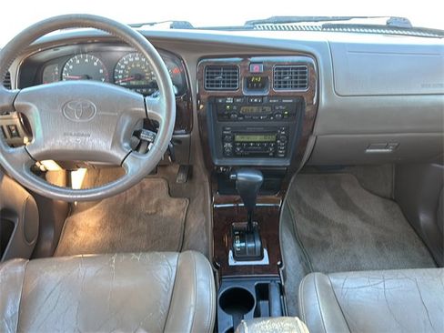 Used 2002 Toyota 4Runner Limited image 15