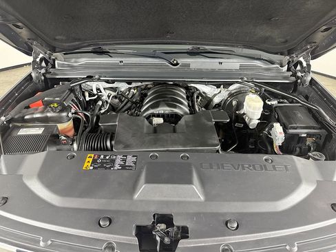 Used 2018 Chevrolet Tahoe Premier AWD/4WD image 32