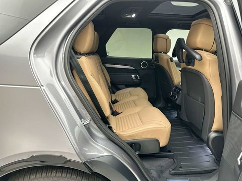 New 2026 Land Rover Discovery Limited Edition AWD/4WD image 15