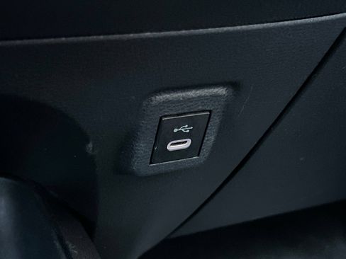 Used 2024 Toyota Corolla LE FWD image 31