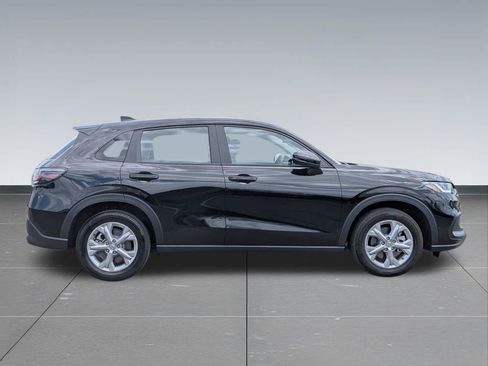 Used 2024 Honda HR-V LX image 7