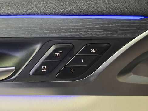 Used 2022 BMW X4 xDrive30i image 9