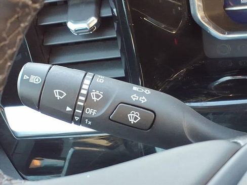 Used 2025 Chevrolet Silverado 1500 LT image 27