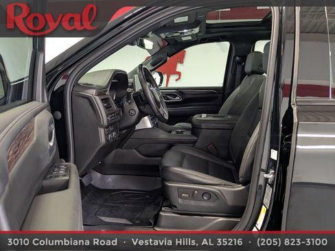Used 2023 Chevrolet Tahoe Z71 w/ Luxury Package AWD/4WD image 21