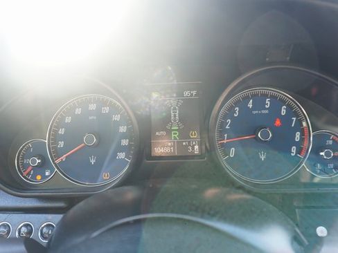 Used 2013 Maserati Quattroporte S image 13