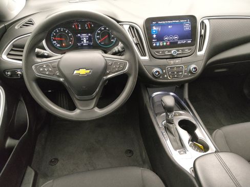Used 2024 Chevrolet Malibu LT FWD image 22
