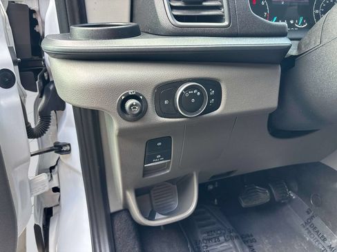 Used 2024 Ford Transit 350 XLT RWD image 13