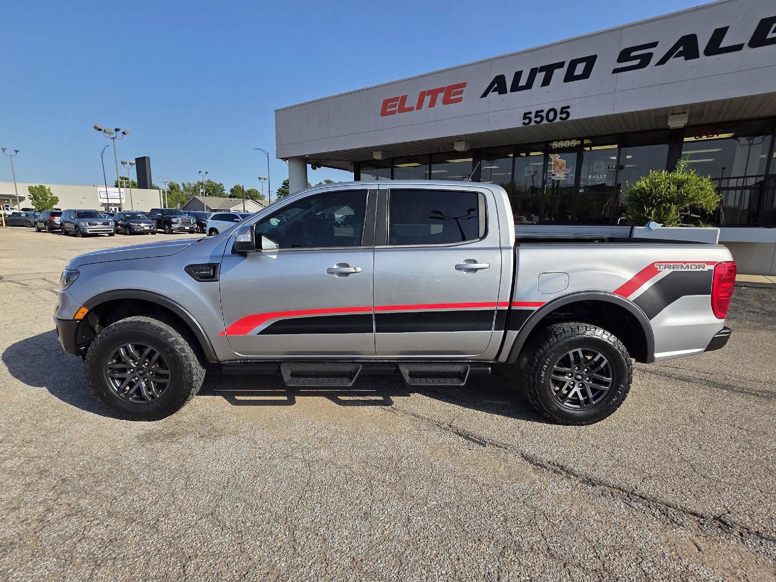 Used 2021 Ford Ranger Lariat w/ Tremor Off-Road Package AWD/4WD image 8