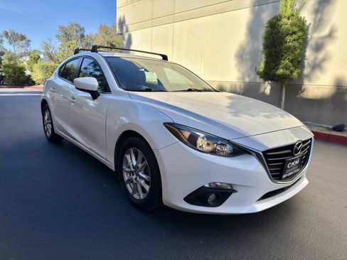 Used 2015 MAZDA MAZDA3 i Grand Touring image 5