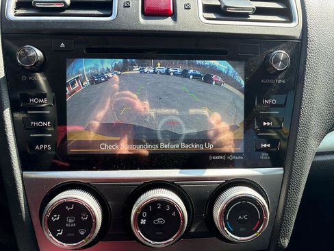 Used 2015 Subaru Crosstrek 2.0i Premium w/ Special Edition Package image 16