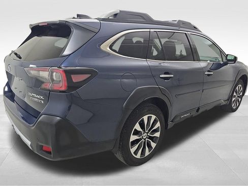 Used 2024 Subaru Outback Touring XT AWD/4WD image 9