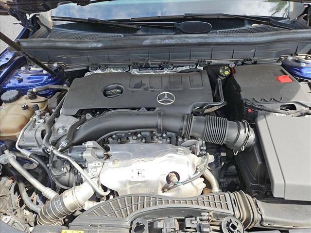 Used 2020 Mercedes-Benz GLB 250 image 29