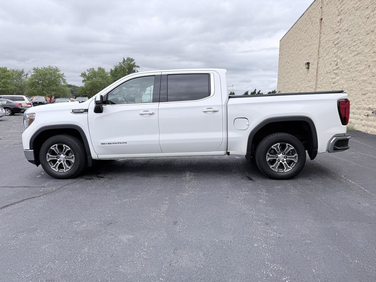 Used 2019 GMC Sierra 1500 SLE w/ SLE Value Package RWD image 2