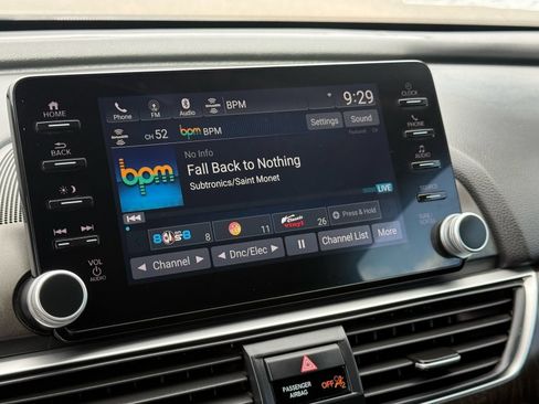 Used 2022 Honda Accord EX-L image 21