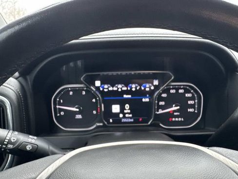 Used 2021 GMC Sierra 2500 Denali w/ Denali Black Diamond Edition image 16