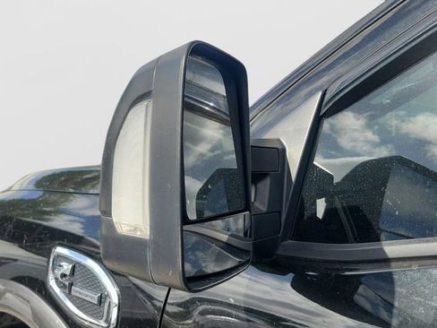 Used 2016 Nissan Titan PRO-4X image 4