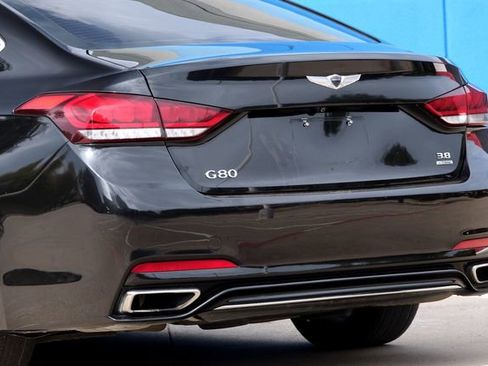 Used 2018 Genesis G80 3.8 image 22