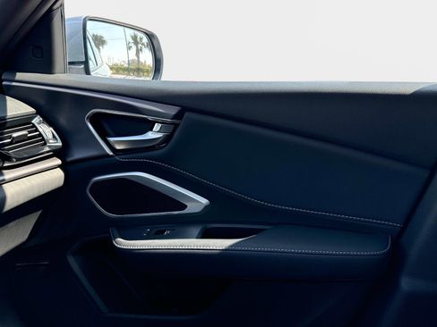 Certified 2025 Acura RDX SH-AWD image 21