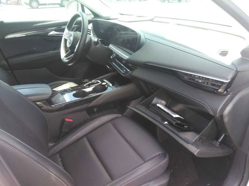 Used 2024 Buick Envision Preferred AWD/4WD image 5